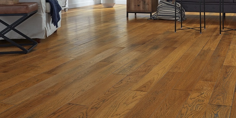 HOW TO CHOOSE AND INSTALL HARDWOOD FLOORS